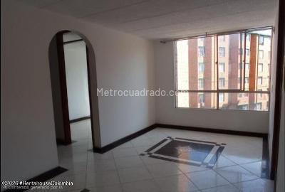 Apartamento de 2 alcobas en venta en El Ensueño, Bogotá, 47 m² · foto 5 de 16