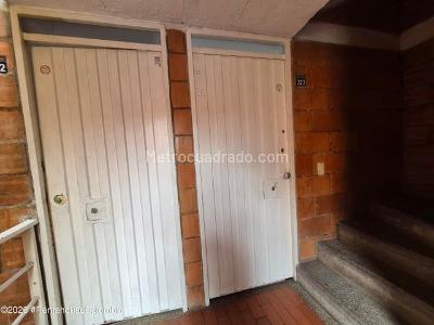 Apartamento de 2 alcobas en venta en El Ensueño, Bogotá, 47 m² · foto 4 de 16
