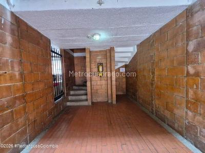 Apartamento de 2 alcobas en venta en El Ensueño, Bogotá, 47 m² · foto 3 de 16
