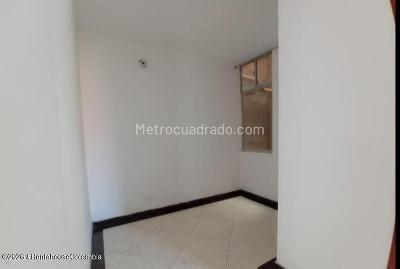 Apartamento de 2 alcobas en venta en El Ensueño, Bogotá, 47 m² · foto 12 de 16
