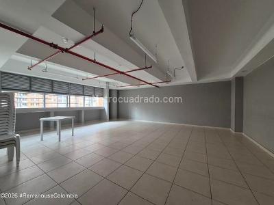 Apartamento de 3 alcobas en venta en Castilla, Bogotá, 64 m² · foto 19 de 20