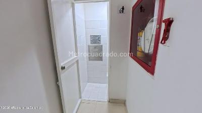 Apartamento de 3 alcobas en venta en Cedritos, Bogotá, 73 m² · foto 13 de 20