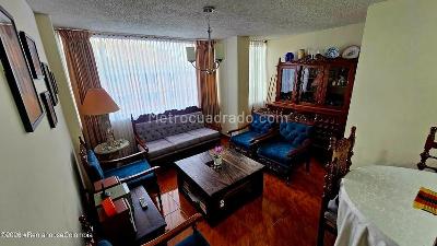 Apartamento de 3 alcobas en venta en Prado Veraniego Norte, Bogotá, 89 m² · foto 4 de 17