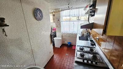 Apartamento de 3 alcobas en venta en Prado Veraniego Norte, Bogotá, 89 m² · foto 6 de 17