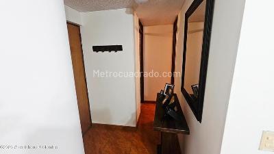 Apartamento de 3 alcobas en venta en Prado Veraniego Norte, Bogotá, 89 m² · foto 8 de 17