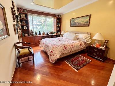 Apartamento de 3 alcobas en venta en Bosque Medina Usaquen, Bogotá, 232 m² · foto 15 de 20