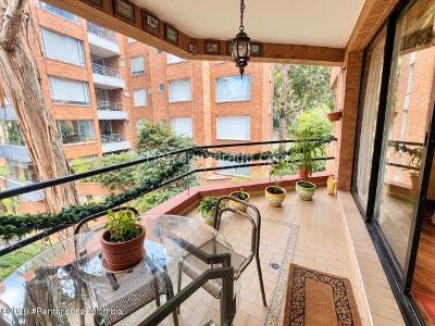 Apartamento de 3 alcobas en venta en Bosque Medina Usaquen, Bogotá, 232 m² · foto 4 de 20
