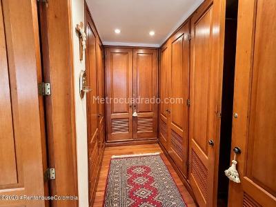 Apartamento de 3 alcobas en venta en Bosque Medina Usaquen, Bogotá, 232 m² · foto 12 de 20