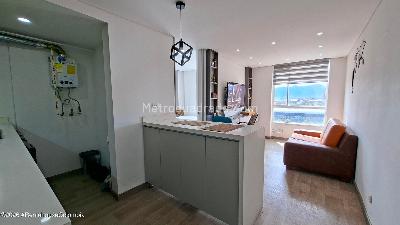 Apartamento de 1 alcoba en venta en El Tintal, Bogotá, 24 m² · foto 10 de 15