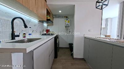 Apartamento de 1 alcoba en venta en El Tintal, Bogotá, 24 m² · foto 14 de 15