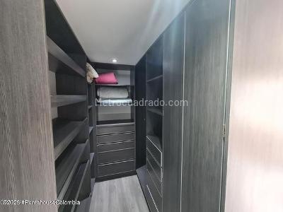 Apartamento de 2 alcobas en venta en Cedro Salazar, Bogotá, 93 m² · foto 15 de 19