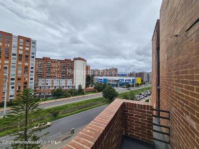 Apartamento de 2 alcobas en venta en Cedro Salazar, Bogotá, 93 m² · foto 14 de 19