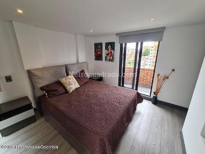 Apartamento de 2 alcobas en venta en Cedro Salazar, Bogotá, 93 m² · foto 13 de 19