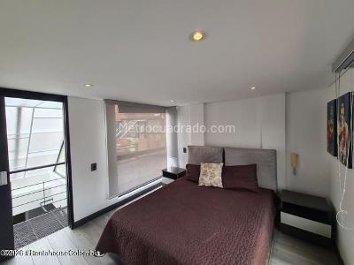 Apartamento de 2 alcobas en venta en Cedro Salazar, Bogotá, 93 m² · foto 12 de 19