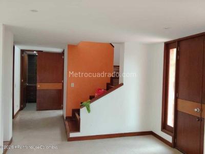 Casa de 3 alcobas en arriendo en Vereda Cerca De Piedra, Chía, 220 m² · foto 11 de 20