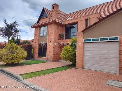 House for rent in Vereda Cerca de Piedra, Chía