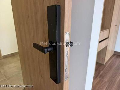 Apartaestudio en venta en La Veracruz, Bogotá, 26 m² · foto 2 de 8