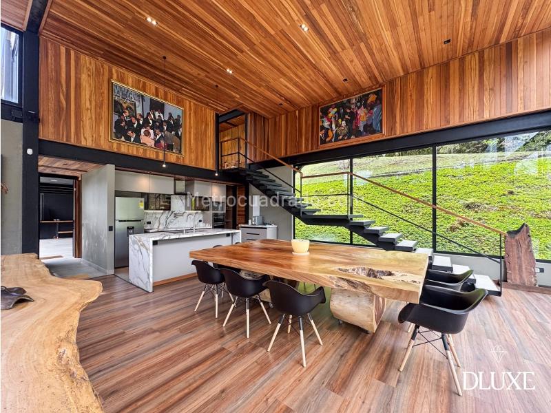 Casa de alto nivel en Via Las Palmas con 5 alcobas - 4