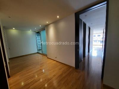 Apartamento de 3 alcobas en venta en Chico Reservado, Bogotá, 175 m² · foto 7 de 20