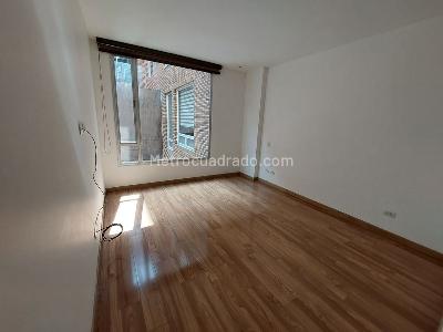Apartamento de 3 alcobas en venta en Chico Reservado, Bogotá, 175 m² · foto 9 de 20