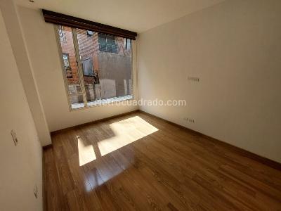 Apartamento de 3 alcobas en venta en Chico Reservado, Bogotá, 175 m² · foto 16 de 20