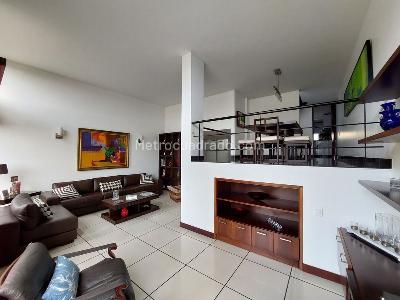Casa de 3 alcobas en venta en Bosque De Pinos, Bogotá, 223 m² · foto 5 de 20