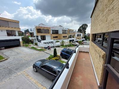 Casa de 3 alcobas en venta en Bosque De Pinos, Bogotá, 223 m² · foto 10 de 20