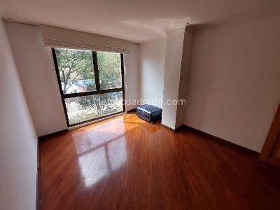 Apartamento de 2 alcobas en venta en Chico Norte, Bogotá, 80 m² · foto 16 de 19