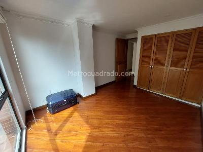 Apartamento de 2 alcobas en venta en Chico Norte, Bogotá, 80 m² · foto 17 de 19