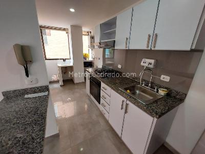 Apartamento de 2 alcobas en venta en Chico Norte, Bogotá, 80 m² · foto 5 de 19