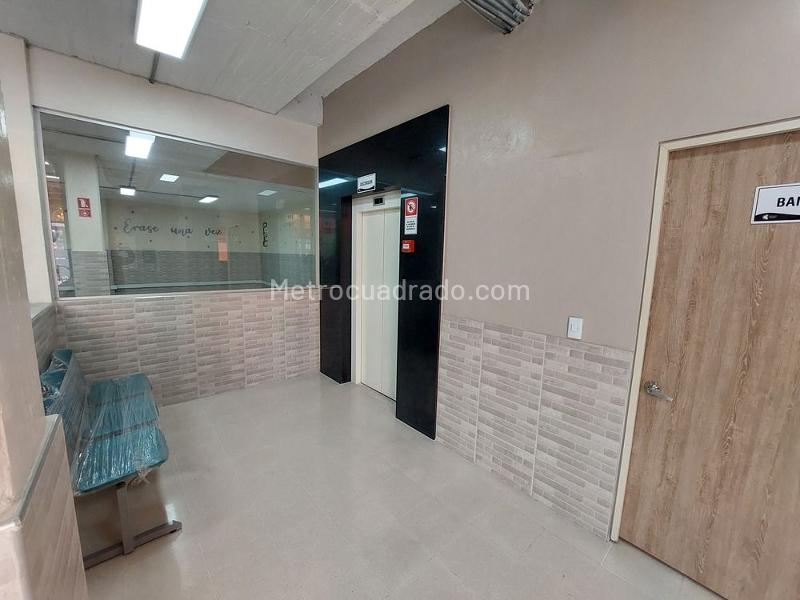 Edificio de Oficinas en Venta, SANTA MARIA DEL LAGO, Bogotá D.C. - Vista 5