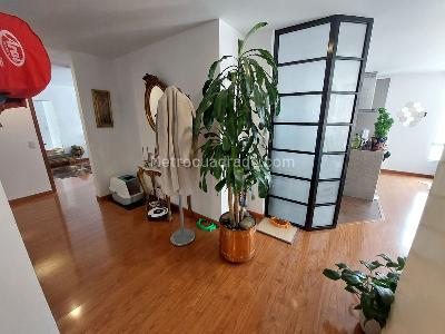 Apartamento de 2 alcobas en venta en Santa Barbara Occidental, Bogotá, 97 m² · foto 3 de 20
