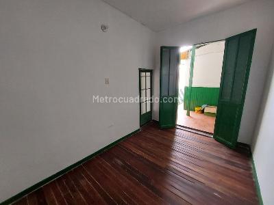 Casa de 5 alcobas en venta en Candelaria Belen, Bogotá, 74 m² · foto 6 de 18