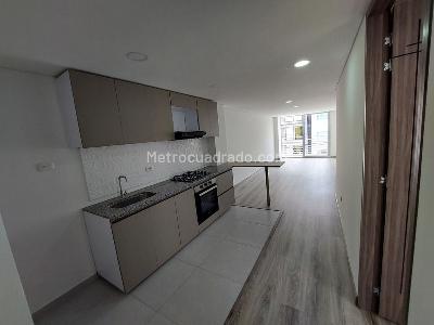 Apartamento en venta en Santa Maria Del Lago, Bogotá · foto 3 de 20