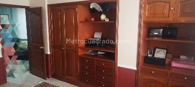 Apartamento de 3 alcobas en venta en Santa Barbara Occidental, Bogotá, 180 m² · foto 10 de 20