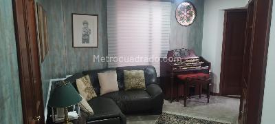 Apartamento de 3 alcobas en venta en Santa Barbara Occidental, Bogotá, 180 m² · foto 12 de 20
