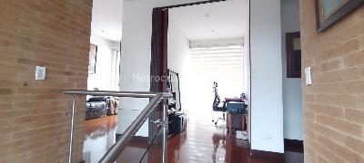 Casa de 3 alcobas en venta en Cerros De Sotileza, Bogotá, 310 m² · foto 3 de 20
