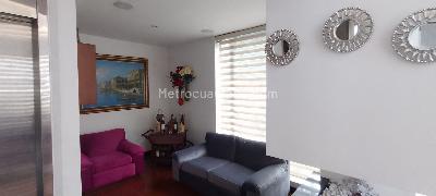 Casa de 3 alcobas en venta en Cerros De Sotileza, Bogotá, 310 m² · foto 17 de 20