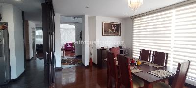 Casa de 3 alcobas en venta en Cerros De Sotileza, Bogotá, 310 m² · foto 11 de 20