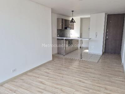 Apartamento de 3 alcobas en venta en Forte Puerta Del Sol Cajica, Cajicá, 78 m² · foto 2 de 20