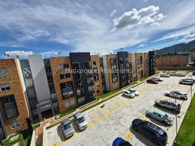 Apartamento de 3 alcobas en venta en Forte Puerta Del Sol Cajica, Cajicá, 78 m² · foto 5 de 20