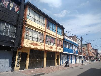 Casa de 5 alcobas en venta en La Pradera Occidental, Bogotá, 635 m² · foto 15 de 20