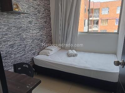 Apartamento de 3 alcobas en venta en Cerca Al Aeropuerto, Ibagué, 50 m² · foto 3 de 14