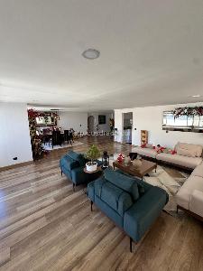 Apartamento en venta en Molinos Del Chico, Bogotá · foto 3 de 16