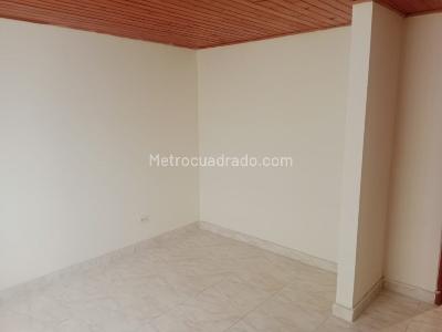 Casa de 4 alcobas en venta en Condado De Castilla, Bogotá, 80 m² · foto 3 de 20