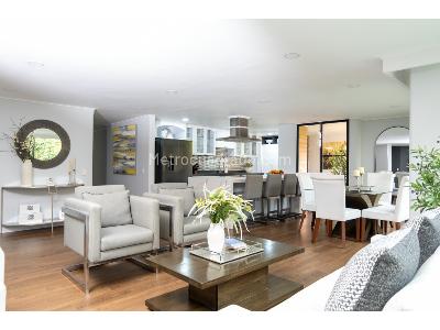 Apartamento de 3 alcobas en venta en El Poblado, Medellín, 165 m² · foto 3 de 18