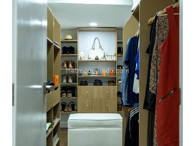 Apartamento de 3 alcobas en venta en El Poblado, Medellín, 165 m² · foto 6 de 18