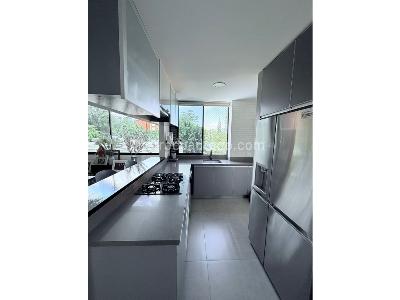 Apartamento de 3 alcobas en venta en San Lucas, Medellín, 162 m² · foto 12 de 17