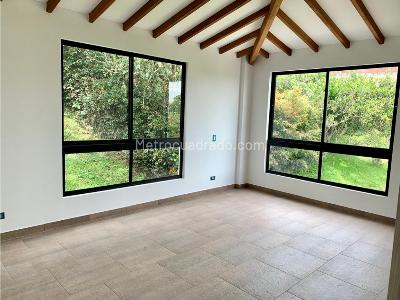 Casa de 4 alcobas en venta en San Antonio De Pereira, Rionegro, 380 m² · foto 9 de 9
