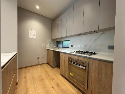 Apartaestudio en venta en Castropol, Medellín, 90 m² · foto 2 de 15